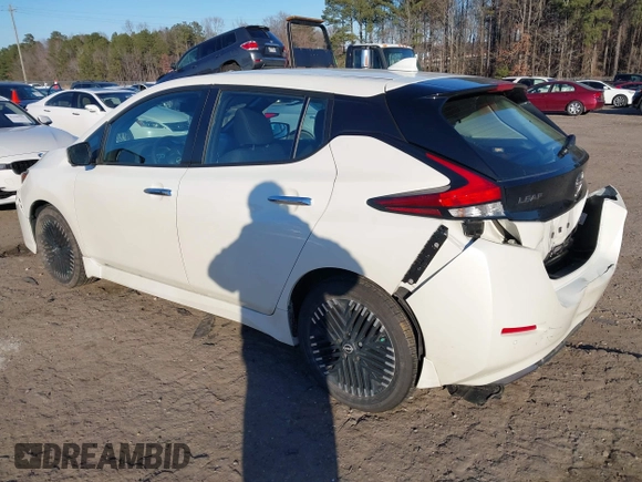 2023 Nissan LEAF SV Plus z VIN 1N4CZ1CV4PC558920, wystawiony jako IAAI lot #41332755 z przebiegiem 15 893 mil mil oraz . Historia ofert i sprzedaży dostępna na DreamBid. Obrazek 3.