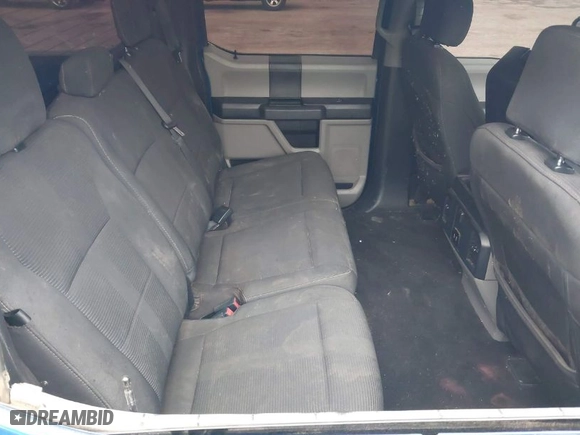 2018 Ford F-150 XL with VIN 1FTEW1CPXJKF74789, listed as a IAAI auction lot 41520205 with 145,658 mi miles. Bid and sale history available at carsss.com. Image 8.