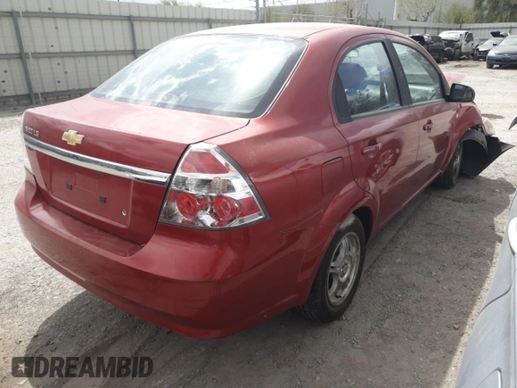2007 Chevrolet Aveo LS z VIN KL1TD56627B175107, wystawiony jako Copart lot #51242365 z przebiegiem Nie podano mil oraz Szkoda całkowita • Salvage title. Historia ofert i sprzedaży dostępna na DreamBid. Obrazek 3.