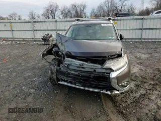 2016 Mitsubishi Outlander GT z VIN JA4JZ4AX1GZ014423, wystawiony jako Copart lot #43548555 z przebiegiem 71 676 mil mil oraz Szkoda całkowita • Salvage title. Historia ofert i sprzedaży dostępna na DreamBid. Obrazek 12.