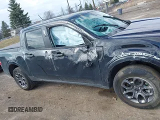 2024 Ford Maverick XLT z VIN 3FTTW8J99RRB59782, wystawiony jako IAAI lot #41838526 z przebiegiem 8 127 mil mil oraz . Historia ofert i sprzedaży dostępna na DreamBid. Obrazek 13.