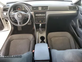 2012 Volkswagen Passat S с VIN 1VWAH7A36CC036998, выставлен на аукционе Copart как лот 60655295 с пробегом 150 557 миль миль и Списание • Salvage title. История ставок и продаж доступна на DreamBid. Изображение 8.