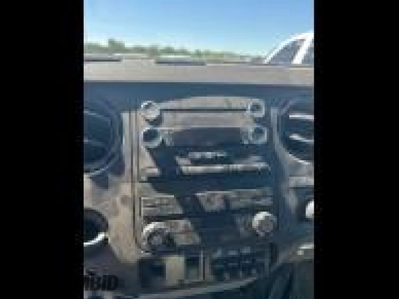 2016 Ford F-250 XLT with VIN 1FT7X2B67GEB70957, listed as a IAAI auction lot 42843825 with 215,003 mi miles and . Bid and sale history available at DreamBid. Image 38.