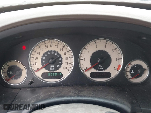 2002 Chrysler Town & Country Limited with VIN 2C8GP64L22R668133, listed as a IAAI auction lot 41941464 with 203,319 mi miles. Bid and sale history available at carsss.com. Image 7.