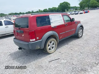 2007 Dodge Nitro SXT z VIN 1D8GT28K37W683408, wystawiony jako IAAI lot #42273045 z przebiegiem 279 799 mil mil oraz . Historia ofert i sprzedaży dostępna na DreamBid. Obrazek 4.