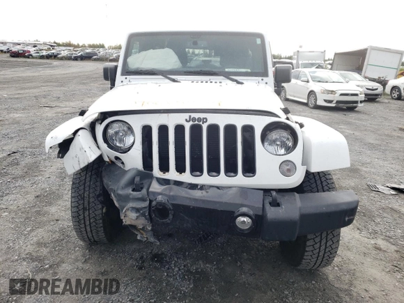 2018 Jeep Wrangler JK Unlimited Sahara with VIN 1C4BJWEG1JL824569, listed as a Copart auction lot 70665254 with 30,083 mi miles and Salvage Title. Bid and sale history available at carsss.com. Image 5.