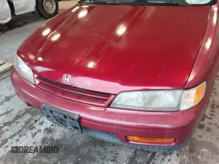 1994 Honda Accord LX with VIN 1HGCD563XRA131476, listed as a IAAI auction lot 41848998 with 109,243 mi miles. Bid and sale history available at carsss.com. Image 6.