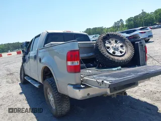 2006 Ford F-150 XLT with VIN 1FTPW14526FA61803, listed as a IAAI auction lot 42062722 with 225,670 mi miles and . Bid and sale history available at carsss.com. Image 3.