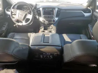 2019 GMC Yukon XL SLT with VIN 1GKS2GKC5KR363643, listed as a Copart auction lot 52749525 with 92,872 mi miles and Salvage title. Bid and sale history available at DreamBid. Image 8.