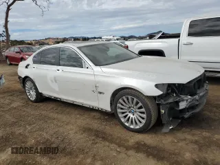 2013 BMW 7 Series 740i with VIN WBAYA6C58DC995137, listed as a Copart auction lot 75774104 with 61,847 mi miles and Salvage Title. Bid and sale history available at carsss.com. Image 4.