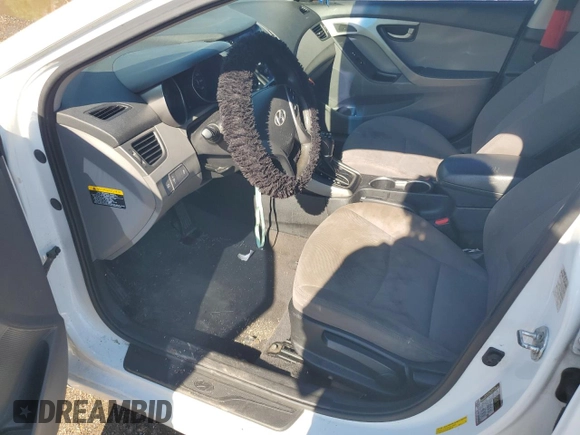 2015 Hyundai Elantra SE z VIN 5NPDH4AE3FH614533, wystawiony jako Copart lot #56153145 z przebiegiem 185 667 mil mil oraz Szkody całkowita. Historia ofert i sprzedaży dostępna na DreamBid. Obrazek 7.