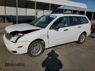 2007 Ford Focus SE with VIN 1FAFP36N17W182900, listed as a Copart auction lot 76335424 with 319,703 mi miles and Salvage Title. Bid and sale history available at carsss.com. Image 1.