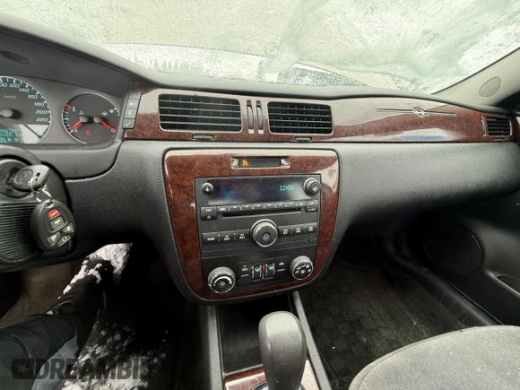 2011 Chevrolet Impala LT Retail with VIN 2G1WB5EK7B1309069, listed as a Copart auction lot 49405725 with 209,025 mi miles and Salvage Title. Bid and sale history available at DreamBid. Image 8.