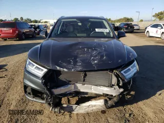 2018 Audi Q5 Premium Plus with VIN WA1BNAFY2J2005326, listed as a Copart auction lot 39950623 with 81,979 mi miles. Bid and sale history available at carsss.com. Image 5.