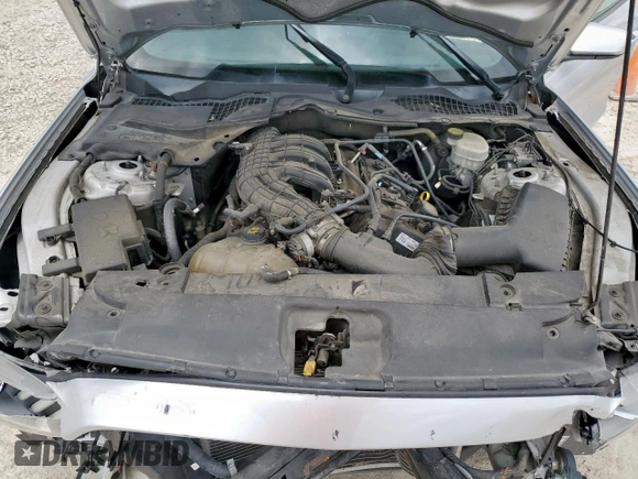 2016 Ford Mustang V6 с VIN 1FA6P8AMXG5215510, выставлен на аукционе Copart как лот 63532795 с пробегом 187 326 миль миль и Списание • Salvage title. История ставок и продаж доступна на DreamBid. Изображение 11.