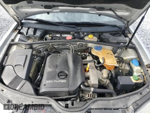 2000 Volkswagen Passat with VIN WVWNA23B6YE238932, listed as a Copart auction lot 59837575 with 151,157 mi miles and Salvage title. Bid and sale history available at DreamBid. Image 12.
