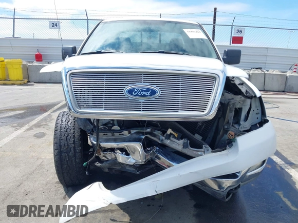 2004 Ford F-150 XLT with VIN 1FTPW14584FA24705, listed as a IAAI auction lot 41883212 with 172,251 mi miles. Bid and sale history available at carsss.com. Image 6.