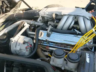 1985 Chevrolet Corvette с VIN 1G1YY0783F5122945, выставлен на аукционе IAAI как лот 43159223 с пробегом 5 535 миль миль и . История ставок и продаж доступна на DreamBid. Изображение 15.