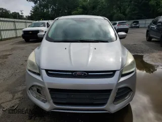 2014 Ford Escape SE with VIN 1FMCU0GX8EUB29118, listed as a Copart auction lot 56726895 with 208,420 mi miles and Clean Title. Bid and sale history available at DreamBid. Image 5.