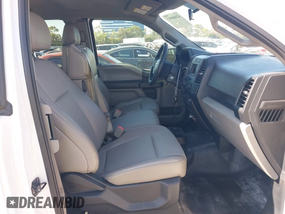 2018 Ford F-150 XL z VIN 1FTEX1CBXJFE23719, wystawiony jako IAAI lot #42606957 z przebiegiem 135 354 mil mil oraz . Historia ofert i sprzedaży dostępna na DreamBid. Obrazek 5.