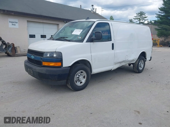 2018 Chevrolet Express Cargo with VIN 1GCWGAFPXJ1174685, listed as a IAAI auction lot 42577588 with 54,673 mi miles and . Bid and sale history available at DreamBid. Image 17.