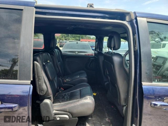 2017 Dodge Grand Caravan GT with VIN 2C4RDGEG9HR672408, listed as a Copart auction lot 54969685 with 144,631 mi miles and Clean Title. Bid and sale history available at DreamBid. Image 6.