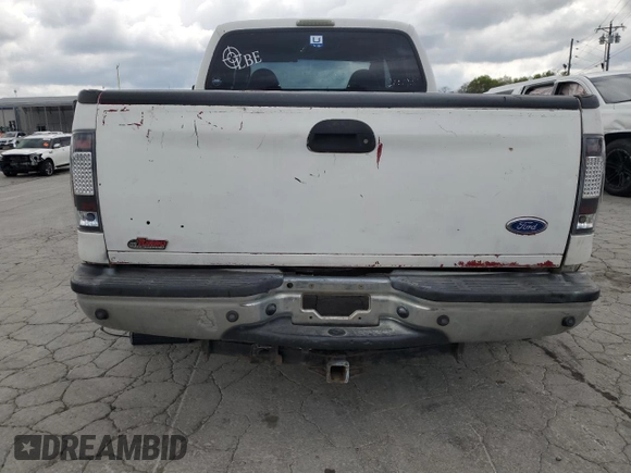2006 Ford F-250 XL z VIN 1FTSW21516ED71127, wystawiony jako Copart lot #52815955 z przebiegiem 283 978 mil mil oraz Szkoda całkowita • Salvage title. Historia ofert i sprzedaży dostępna na DreamBid. Obrazek 6.