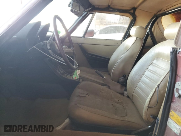 1980 Alfa Romeo Spider z VIN AR115410010807, wystawiony jako Copart lot #83566094 z przebiegiem 53 510 mil mil oraz Czysty tytuł • Clean title. Historia ofert i sprzedaży dostępna na DreamBid. Obrazek 7.