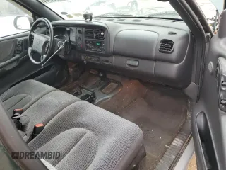 1999 Dodge Dakota SLT with VIN 1B7GG22X4XS309050, listed as a Copart auction lot 82030864 with 141,396 mi miles and Non Repairable. Bid and sale history available at DreamBid. Image 8.