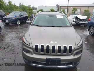 2017 Jeep Cherokee High Altitude z VIN 1C4PJMDS2HW614796, wystawiony jako IAAI lot #42341592 z przebiegiem 97 301 mil mil oraz . Historia ofert i sprzedaży dostępna na DreamBid. Obrazek 12.