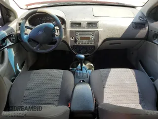 2007 Ford Focus S z VIN 1FAFP34NX7W360015, wystawiony jako Copart lot #57499655 z przebiegiem 237 516 mil mil oraz Szkoda całkowita • Salvage title. Historia ofert i sprzedaży dostępna na DreamBid. Obrazek 8.