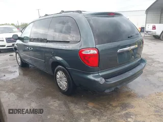 2006 Chrysler Town & Country LX with VIN 2A4GP44R96R615942, listed as a IAAI auction lot 42039452 with 158,009 mi miles and . Bid and sale history available at DreamBid. Image 3.