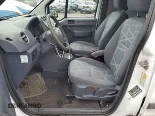 2010 Ford Transit Connect XL z VIN NM0LS7AN0AT019574, wystawiony jako Copart lot #50838745 z przebiegiem 287 966 mil mil oraz Czysty tytuł • Clean title. Historia ofert i sprzedaży dostępna na DreamBid. Obrazek 7.