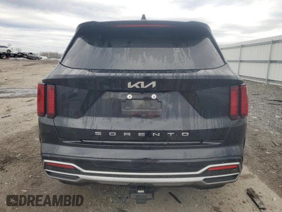 2022 Kia Sorento EX z VIN 5XYRH4LF9NG104561, wystawiony jako Copart lot #85367444 z przebiegiem 51 908 mil mil oraz Szkoda całkowita • Salvage title. Historia ofert i sprzedaży dostępna na DreamBid. Obrazek 6.