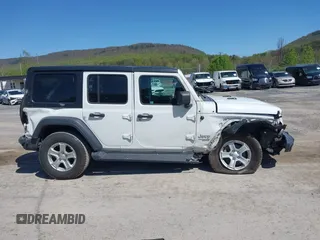 2020 Jeep Wrangler Unlimited Sport S с VIN 1C4HJXDN0LW204734, выставлен на аукционе IAAI как лот 42128859 с пробегом 92 017 миль миль и . История ставок и продаж доступна на DreamBid. Изображение 14.