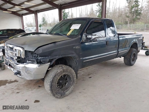 1999 Ford Super Duty F-350 SRW XL with VIN 1FTSX31F3XEA41504, listed as a IAAI auction lot 41916567 with 291,742 mi miles. Bid and sale history available at carsss.com. Image 2.