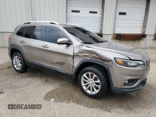 2019 Jeep Cherokee Latitude with VIN 1C4PJLCB7KD340364, listed as a Copart auction lot 53563165 with 103,175 mi miles and Clean title. Bid and sale history available at DreamBid. Image 4.