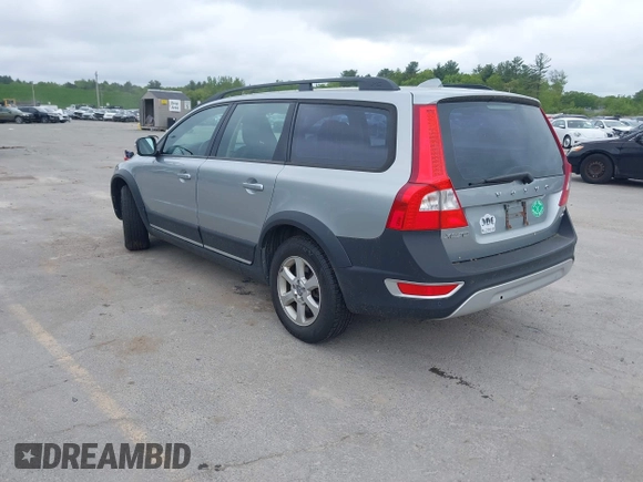 2008 Volvo XC70 z VIN YV4BZ982981017634, wystawiony jako IAAI lot #42321259 z przebiegiem 185 211 mil mil oraz . Historia ofert i sprzedaży dostępna na DreamBid. Obrazek 3.