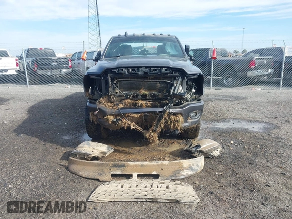 2022 Ram 2500 Big Horn with VIN 3C6UR5DL2NG167320, listed as a IAAI auction lot 41823301 with 160,268 mi miles and . Bid and sale history available at DreamBid. Image 13.