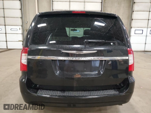 2014 Chrysler Town & Country S with VIN 2C4RC1HG1ER176087, listed as a Copart auction lot 47685805 with 130,257 mi miles and Salvage Title. Bid and sale history available at carsss.com. Image 6.