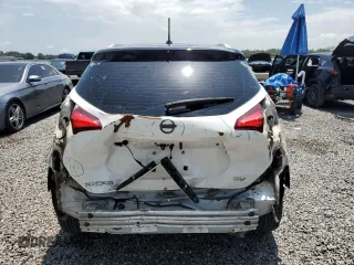 2020 Nissan Kicks SV z VIN 3N1CP5CV9LL487710, wystawiony jako Copart lot #58723695 z przebiegiem 76 425 mil mil oraz Szkoda całkowita • Salvage title. Historia ofert i sprzedaży dostępna na DreamBid. Obrazek 6.