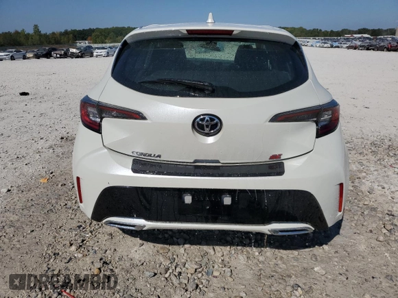 2019 Toyota Corolla Hatchback SE with VIN JTNK4RBE8K3051222, listed as a Copart auction lot 71720484 with 0 mi miles and Non Repairable. Bid and sale history available at carsss.com. Image 6.