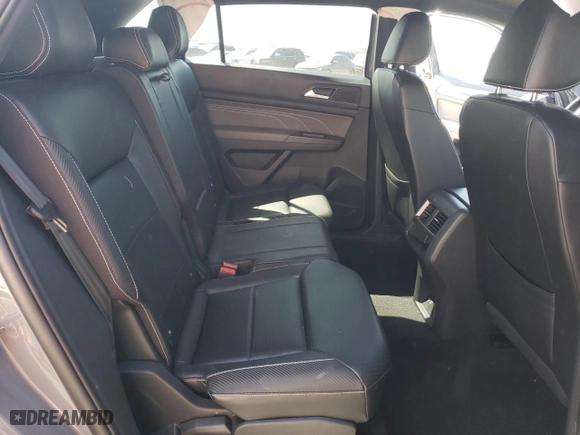 2022 Volkswagen Atlas Cross Sport 3.6L V6 SEL R-Line with VIN 1V2SE2CA4NC209563, listed as a Copart auction lot 46765634 with 35,817 mi miles and Salvage Title. Bid and sale history available at carsss.com. Image 11.