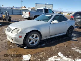 2001 Mercedes-Benz SLK-Class with VIN WDBKK65F51F235915, listed as a Copart auction lot 46470245 with 175,781 mi miles and Clean Title. Bid and sale history available at carsss.com. Image 1.