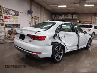 2017 Audi A4 Premium Plus z VIN WAUENAF45HN039427, wystawiony jako IAAI lot #41595241 z przebiegiem 64 605 mil mil oraz . Historia ofert i sprzedaży dostępna na DreamBid. Obrazek 4.