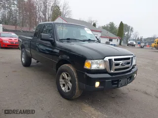 2006 Ford Ranger XL with VIN 1FTZR15E06PA87583, listed as a IAAI auction lot 42098905 with 136,572 mi miles. Bid and sale history available at carsss.com. Image 1.