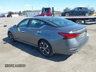 2019 Nissan Altima SV with VIN 1N4BL4DVXKC106623, listed as a IAAI auction lot 41889628 with 47,052 mi miles and . Bid and sale history available at DreamBid. Image 3.