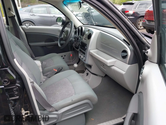 2006 Chrysler PT Cruiser z VIN 3A4FY48B26T366936, wystawiony jako IAAI lot #42295112 z przebiegiem 90 611 mil mil oraz . Historia ofert i sprzedaży dostępna na DreamBid. Obrazek 5.
