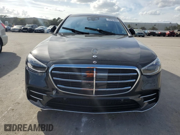 2024 Mercedes-Benz S 580e with VIN W1K6G6KB9RA287889, listed as a Copart auction lot 79701824 with 165 mi miles and Salvage Title. Bid and sale history available at DreamBid. Image 5.