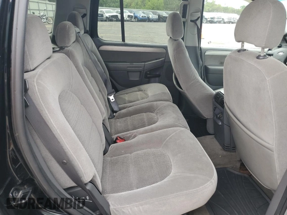 2004 Ford Explorer XLT z VIN 1FMZU73K14UB82819, wystawiony jako Copart lot #56733975 z przebiegiem 197 632 mil mil oraz Szkoda całkowita • Salvage title. Historia ofert i sprzedaży dostępna na DreamBid. Obrazek 11.